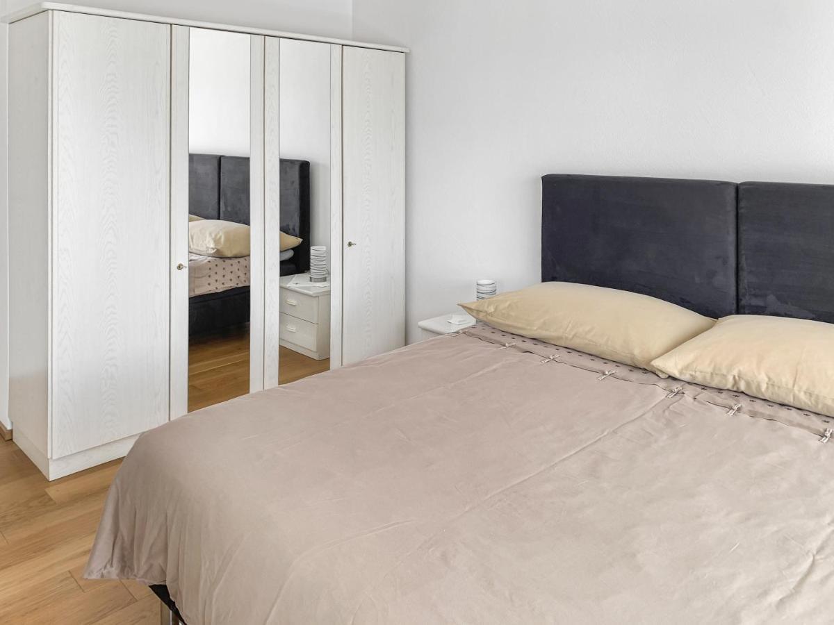 Haus Zur Lilie Hotel Hinwil Luaran gambar
